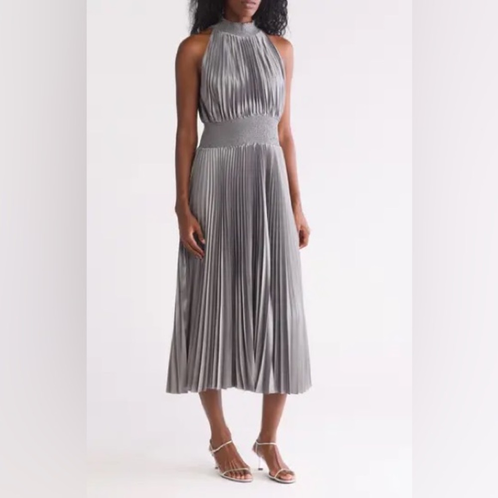 Elegant Silver Pleated Dress size small used